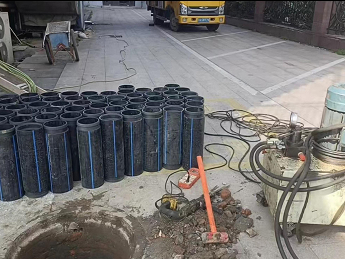 西藏PE置换管厂家 DN315置换管 非开挖管短管置换